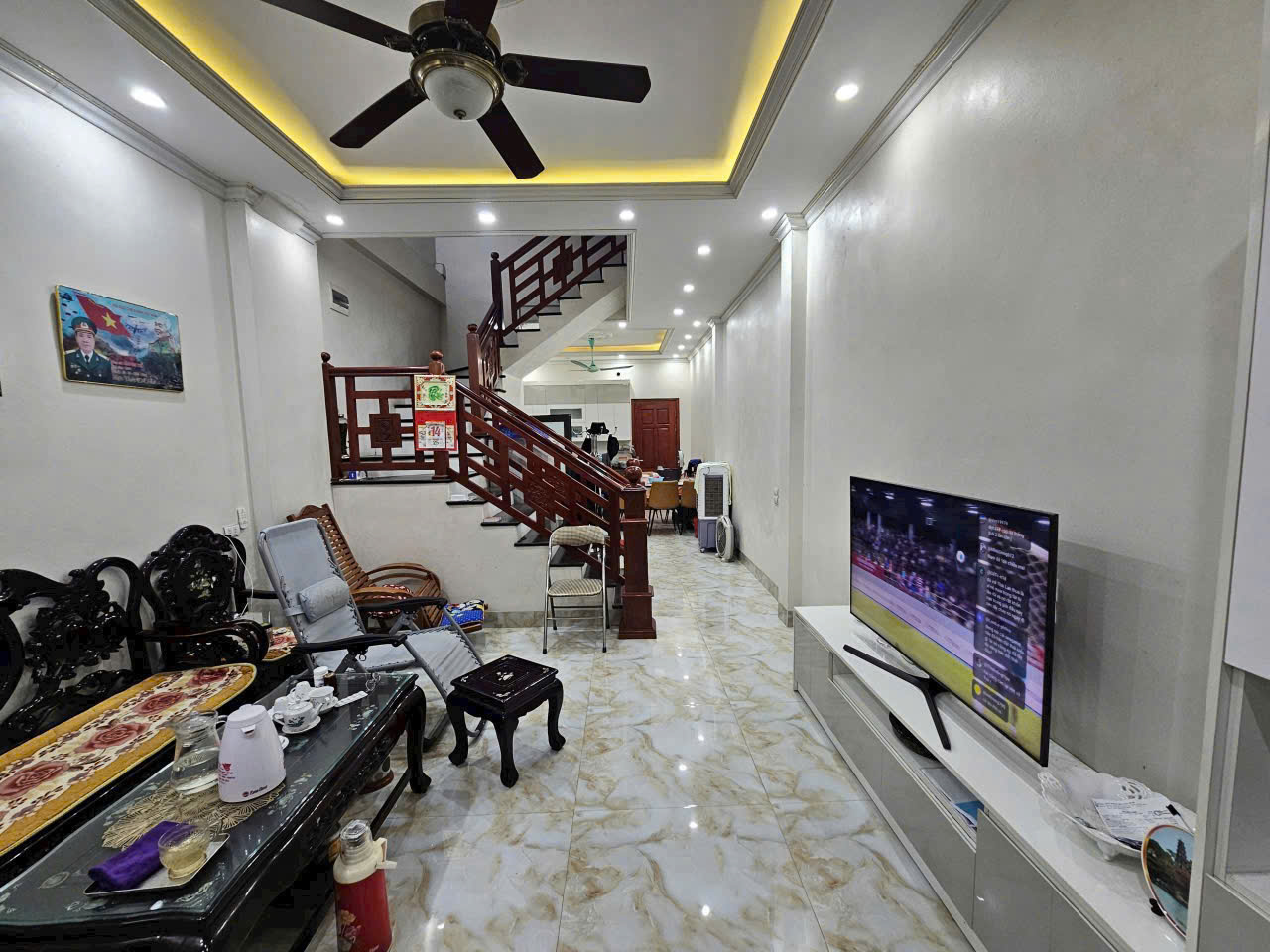 Bán nhà 3 tầng giãn dân Khả Lễ giá Ngang lô đất cạnh vườn hoa
