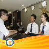 Lễ tân khách sạn học ở đâu?