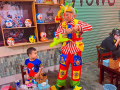 Chú hê bong bóng cho tiệc sinh nhật bé tại nha hang