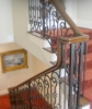 Cầu thang - lan can sắt uốn đẹp tạo nên vẻ đẹp sang trọng cho tổng thể kiến trúc ngôi nhà của bạn !