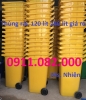 Công ty thùng rác nhựa giá rẻ tại tiền giang, thùng rác 120 lít 240 lít 660 lít. lh 0911082000