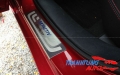 Nẹp bước chân  cho xe Mazda 3 inox cao cấp sáng bóng, bền đẹp