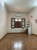 Cho thuê nhà Tập thể Nguyên Hồng, 75m2, 3 ngủ, 2 vê sinh, 9 Triệu