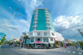 bán khách sạn 2 mặt tiền đường Phạm Văn Đồng TP Nha Trang, Tỉnh Khánh Hoà .
 Diện tích 93 m2 
Giá bán 40 tỷ có bớt lộc lh e Bích